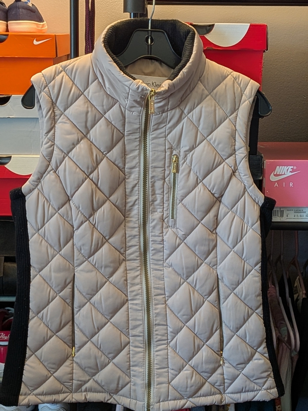 Woman's Calvin Klein Quilted Sleeveless Vest Size S